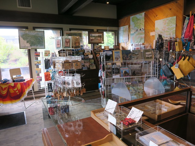 Gift shop 2
